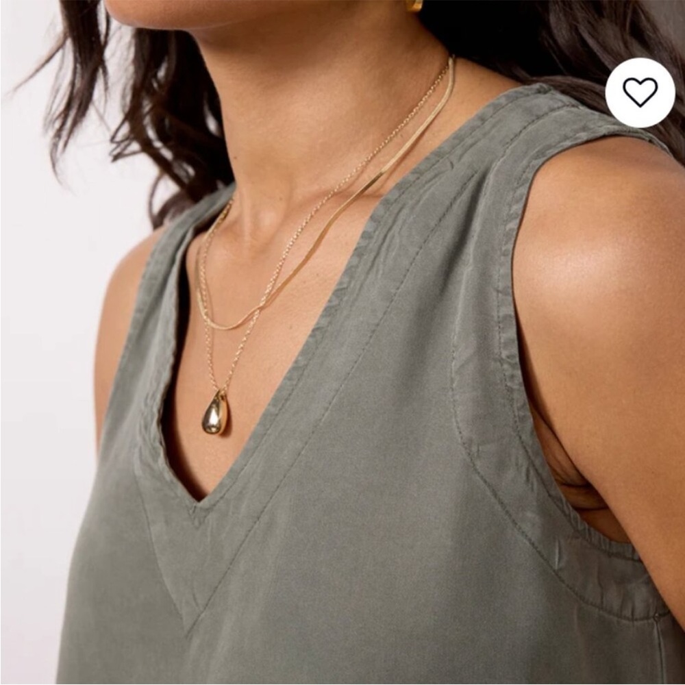 Evereve Olive Green V-Neck Tank Top